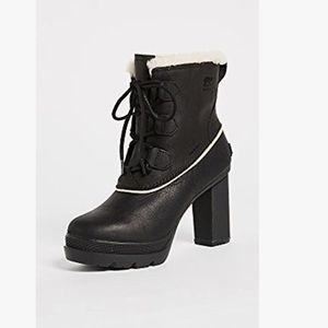 Sorel Dacie Lace Up Snow Boots